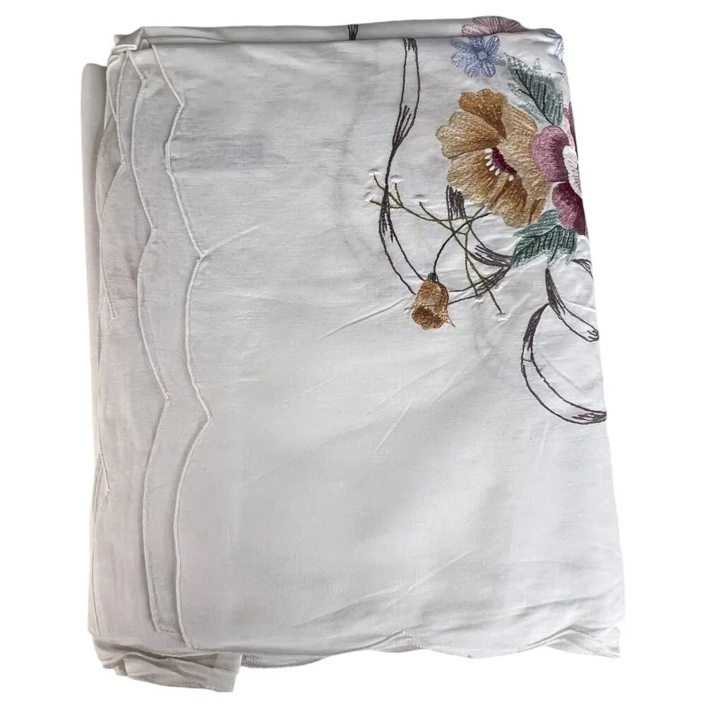 New Floral‎ Sonata Embroidered Tablecloth Oval Oblong 68”x84